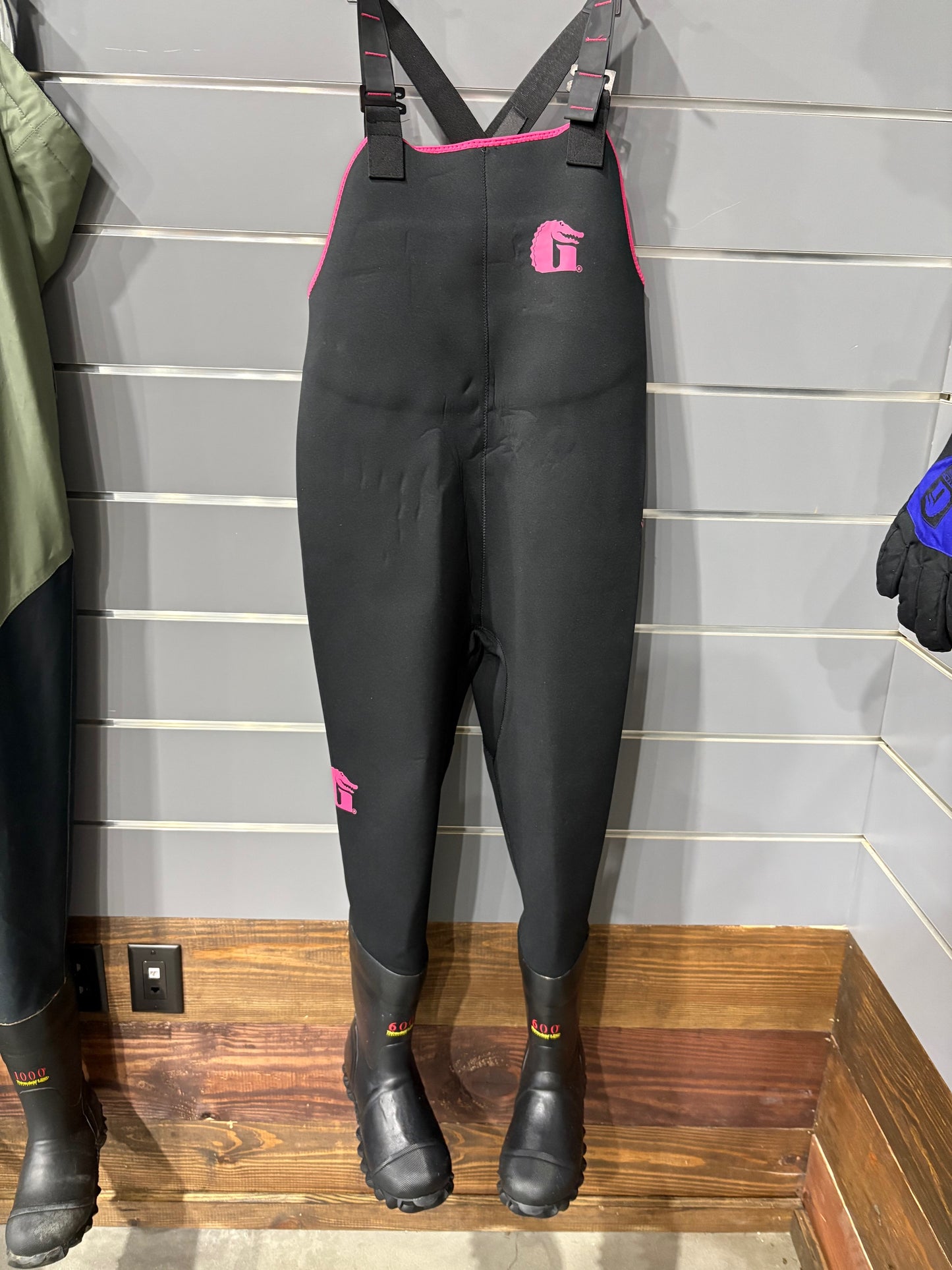 Evo1 Waders
