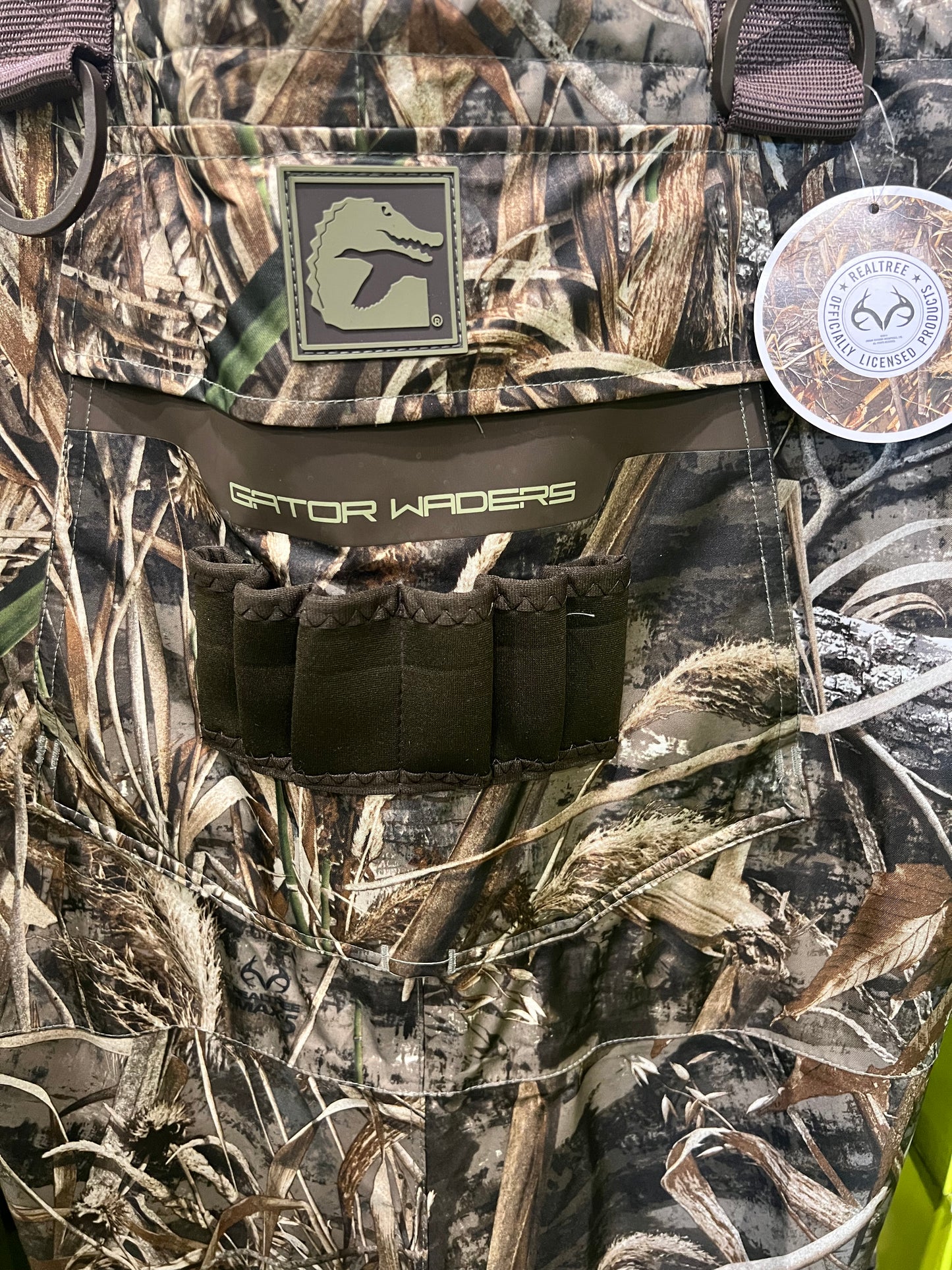 Gatorwaders Womens Shield Series Realtree Max-5